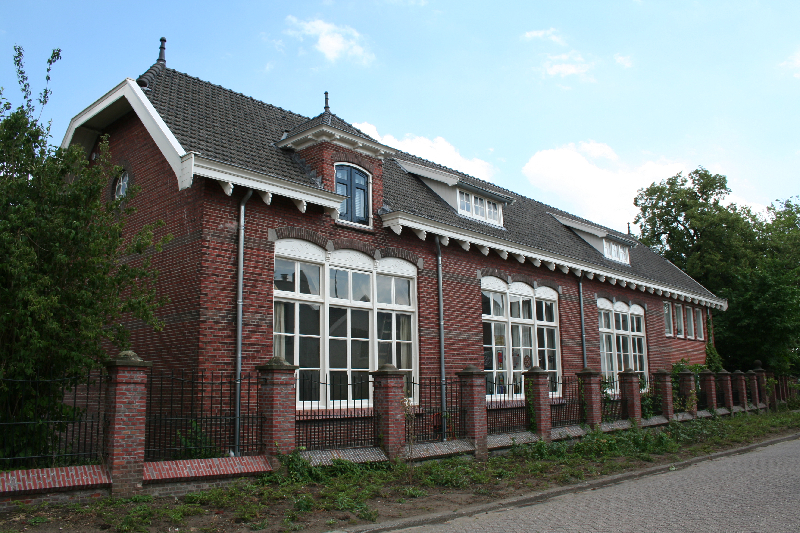 Onderhoud voormalig schoolgebouw te Enschede