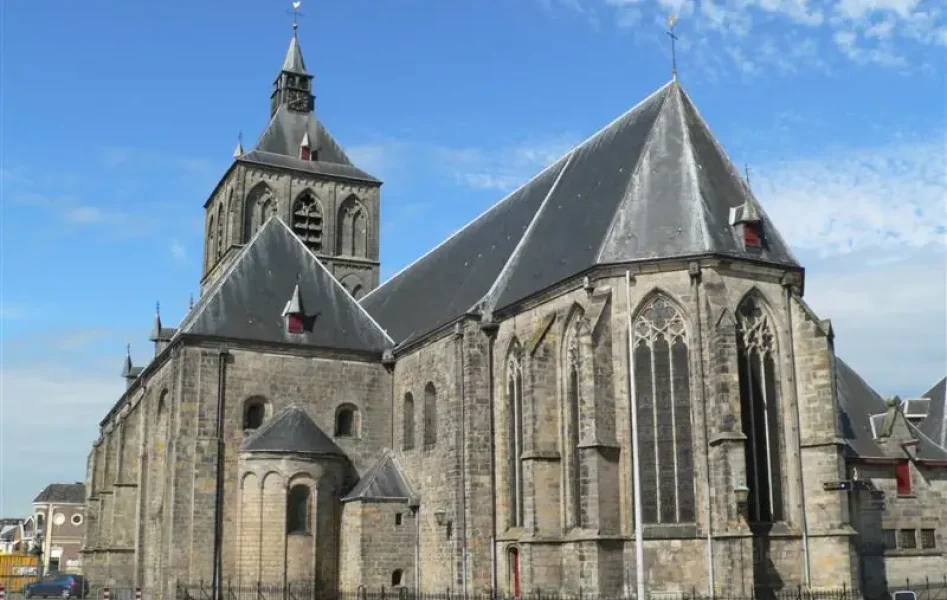 plechelmusbasiliek-oldenzaal1